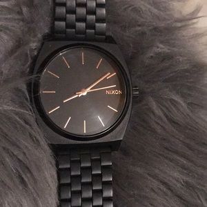 Nixon watch